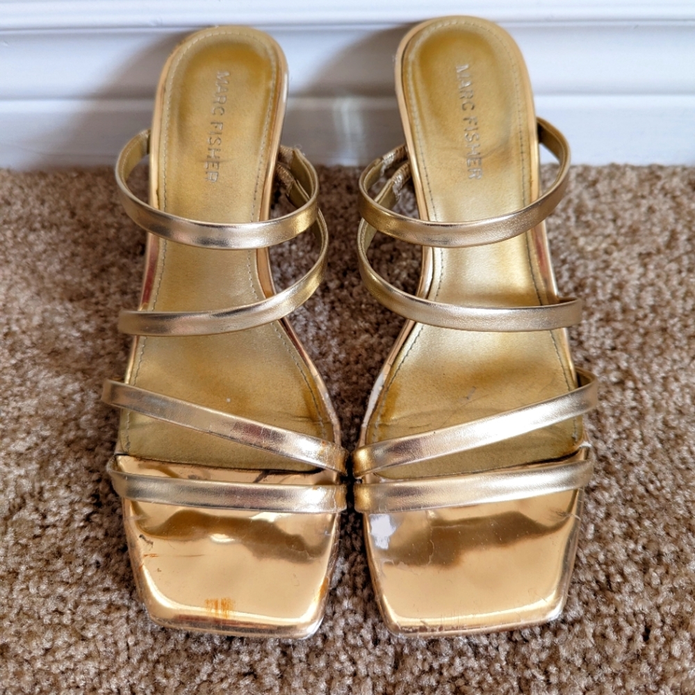 Marc Fisher size 8 gold heels